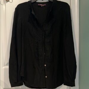 💋 Chic Black Blouse with Lace Detail